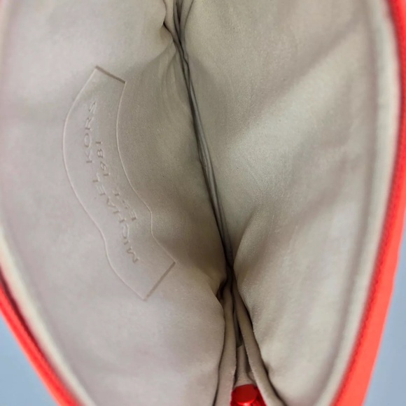 Michael Kors Neoprene Tablet E-reader IPad Sleeve Cover Pouch 8"x10" Orange Zip - Picture 6 of 9